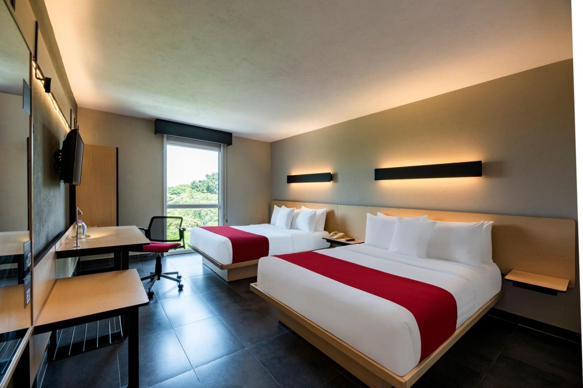 City Express Plus By Marriott Cali Colombia Экстерьер фото