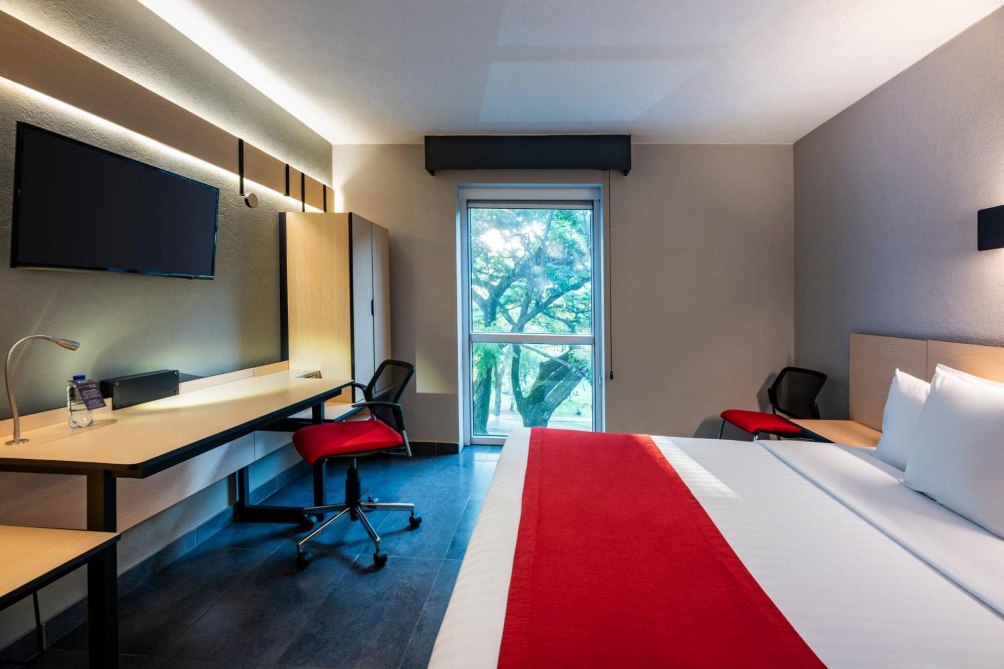 City Express Plus By Marriott Cali Colombia Экстерьер фото